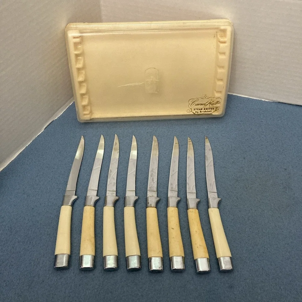 Vintage Chas. D. Briddell Carvel Hall Steak Knives in Original Case - Set of 8